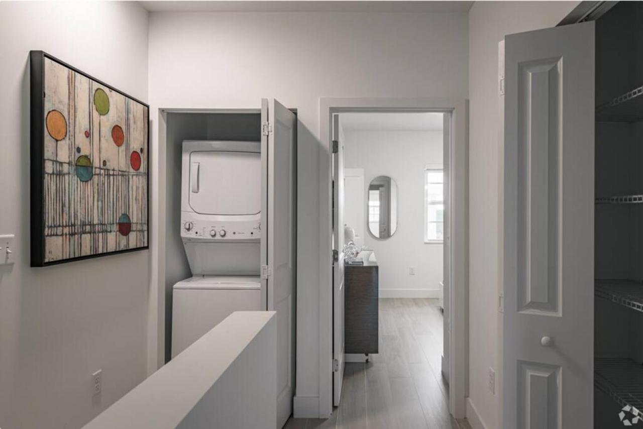 לייק וורת' Dahlia - The Designer Townhome מראה חיצוני תמונה